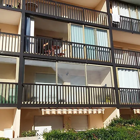 Apartamento 2 Pieces Avec Loggia Vitree, Parking Prive, Proche - - Fr-1-712-76