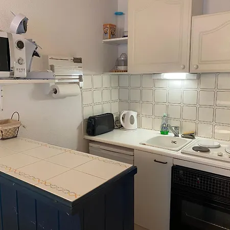 Apartamento 2 Pieces Avec Loggia Vitree, Parking Prive, Proche - - Fr-1-712-76 *